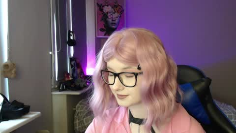 LunaXcherry online show from 04.08.26