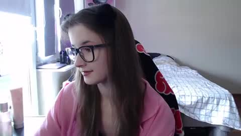 Snapshot of lunaxcherry chatting on 06.14.26 LunaXcherry online show from 06.14.26