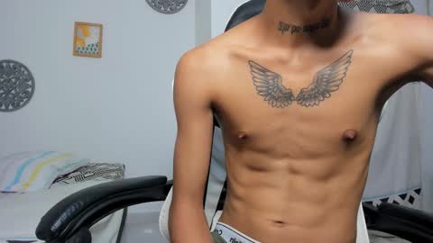 Snapshot of lunay_bigcock420 chatting on 10.06.25 lunay_bigcock420 online show from 10.06.25