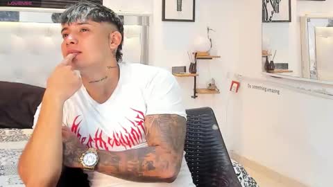 Lunay online show from 09.26.25