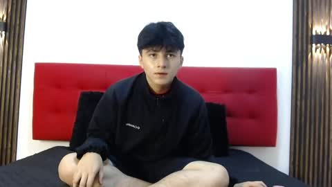 Snapshot of lunaydream chatting on 04.19.26 lunaydream online show from 04.19.26