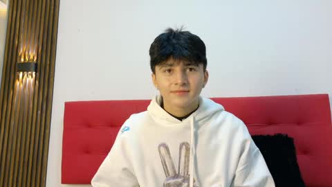 Snapshot of lunaydream chatting on 04.26.26 lunaydream online show from 04.26.26