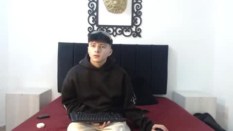 Snapshot of lunaydream chatting on 05.22.26 lunaydream online show from 05.22.26