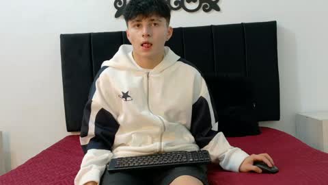 Snapshot of lunaydream chatting on 05.28.26 lunaydream online show from 05.28.26