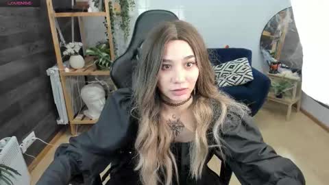 Kitty online show from 10.23.25