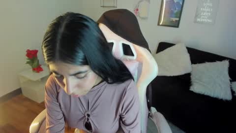  V A L E R I A   online show from 09.24.25