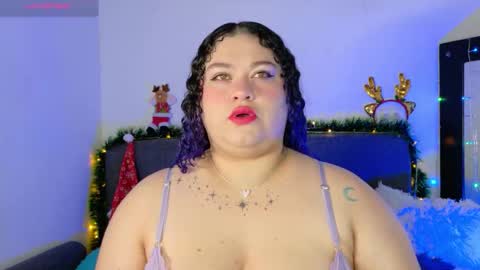 Snapshot of lunitaa_0 chatting on 11.26.25 L U N I T A online show from 11.26.25