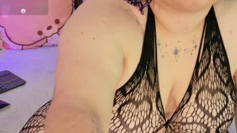 L U N I T A  online show from 04.15.26