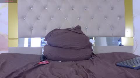 Snapshot of lunna__tylor chatting on 07.07.26 lunna__tylor online show from 07.07.26