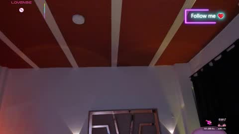 Snapshot of lunna_roosee chatting on 02.11.26 LUNA ROSE online show from 02.11.26