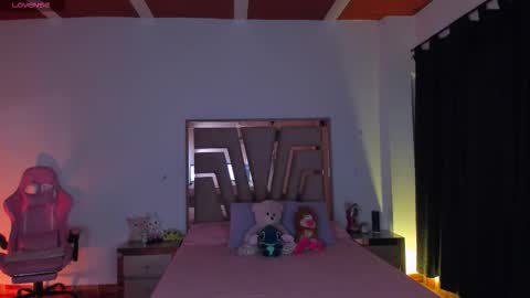 Snapshot of lunna_roosee chatting on 02.12.26 LUNA ROSE online show from 02.12.26