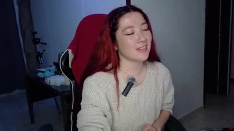 Snapshot of lunnaa1_ chatting on 10.23.25 Luna online show from 10.23.25