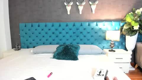 Snapshot of lunnamoretti chatting on 06.02.26 Luna online show from 06.02.26