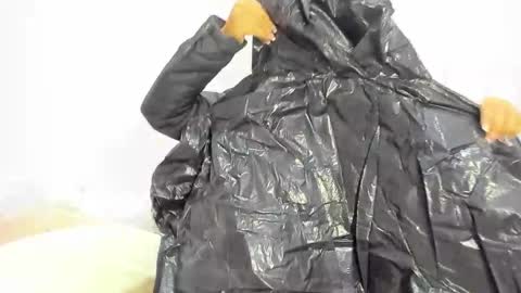     online show from 12.05.25