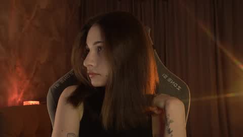 Amelia online show from 04.21.26