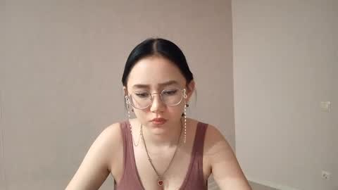 Roxie online show from 04.03.26