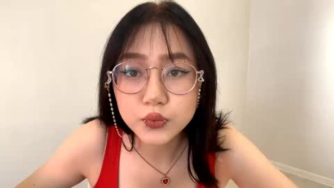 Snapshot of lupefaulker chatting on 04.30.26 Roxie online show from 04.30.26