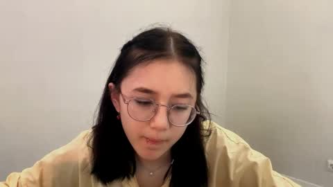 Snapshot of lupefaulker chatting on 05.08.26 Roxie online show from 05.08.26