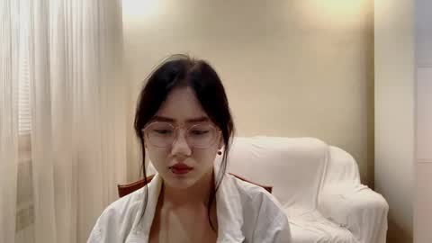 Snapshot of lupefaulker chatting on 05.12.26 Roxie online show from 05.12.26