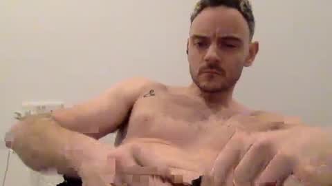 Snapshot of lupine_666 chatting on 12.15.25 Lupine online show from 12.15.25