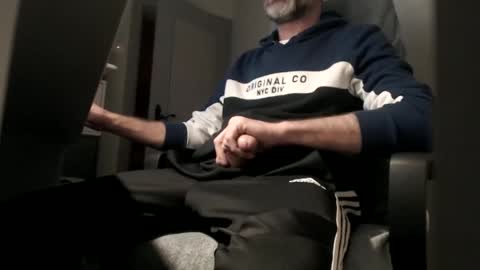 Snapshot of lure4beef chatting on 12.20.24 lure4beef online show from 12.20.24