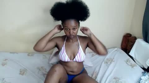 Snapshot of lush_goddess chatting on 04.23.26 shan online show from 04.23.26