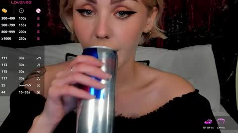 your sweet Liana online show from 10.31.25