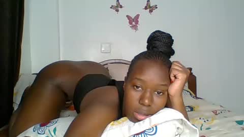 lushlola254 online show from 10.16.25