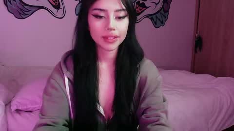 Snapshot of lustful_aprilx chatting on 12.05.24 Valerie April online show from 12.05.24