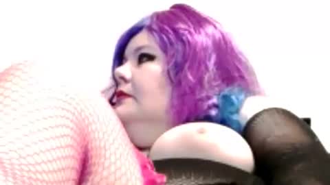 Snapshot of lustfullslut chatting on 12.30.24 WIDEHOLES online show from 12.30.24