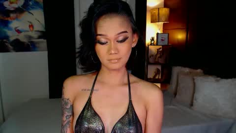 AdriannaFowks online show from 12.19.24