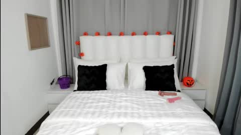 My nickname is Lust online show from 10.18.25