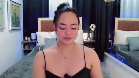 Snapshot of lustfuloffendertrina chatting on 02.07.25 Trina online show from 02.07.25