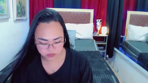 Snapshot of lustfuloffendertrina chatting on 02.23.25 Trina online show from 02.23.25