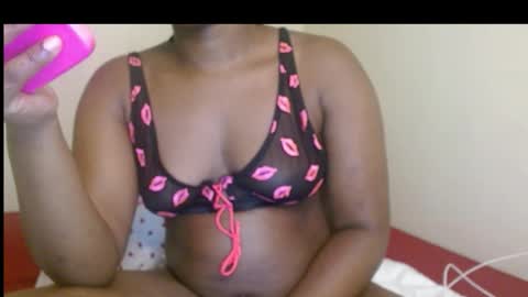 lustrous-choco online show from 02.03.26