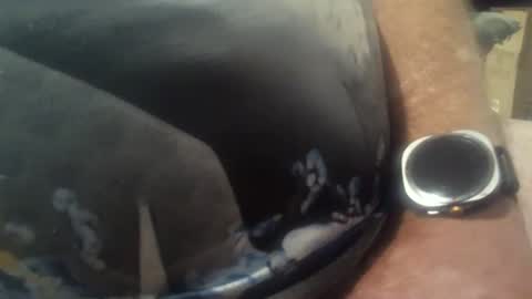 Snapshot of lustybloke44 chatting on 12.05.25 lustybloke44 online show from 12.05.25