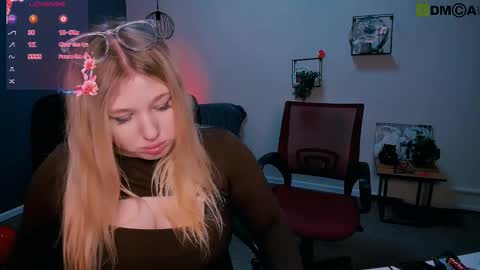 lusy_puff online show from 03.06.25