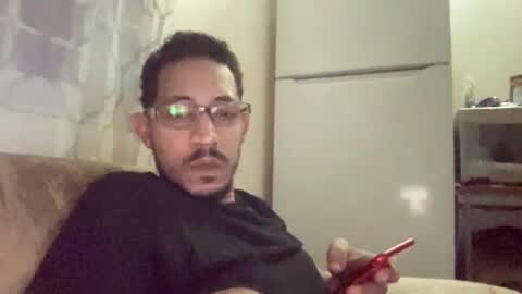 Snapshot of luuluu12 chatting on 10.22.25 Watch Me Cum online show from 10.22.25