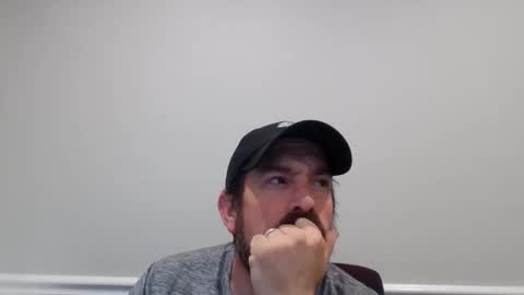 Snapshot of luv2likslit611455 chatting on 03.29.26 Luv2likslit online show from 03.29.26