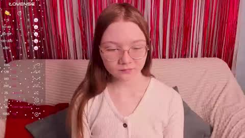 Snapshot of luv_tessa chatting on 02.14.26 Tessa online show from 02.14.26