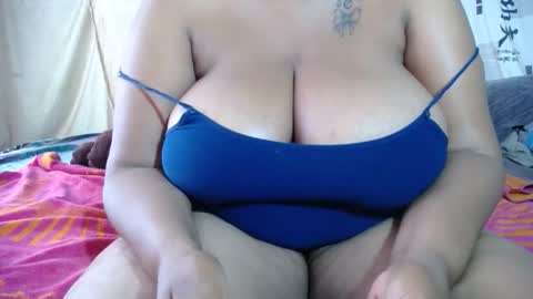 Snapshot of luvcandy85 chatting on 02.16.26 luvcandy85 online show from 02.16.26