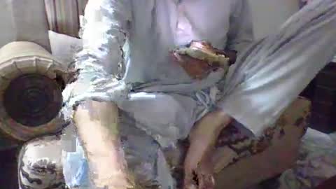 Snapshot of luvdaisi2 chatting on 04.28.26 Rohit online show from 04.28.26