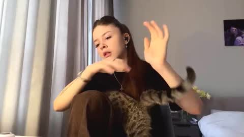 Snapshot of luveniamaurey chatting on 02.23.26 Adele online show from 02.23.26