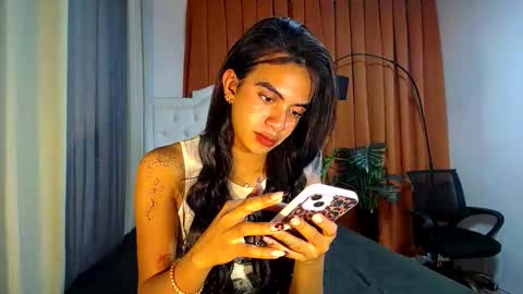 Snapshot of luvrr_trixie chatting on 02.09.26 luvrr_trixie online show from 02.09.26