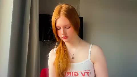 Snapshot of lux_angel chatting on 06.24.26 lux_angel online show from 06.24.26
