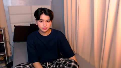 queen lux online show from 03.09.25