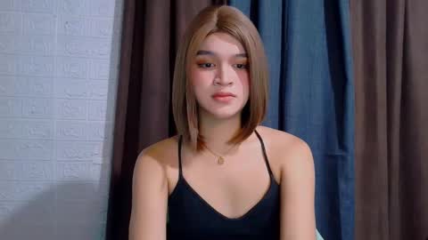 queen lux online show from 02.18.26