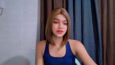 queen lux online show from 03.20.26