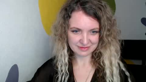 Snapshot of luxdonna chatting on 07.07.26 Donna online show from 07.07.26