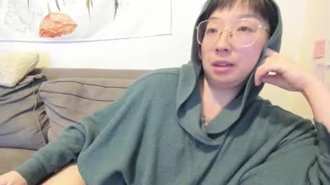 Snapshot of luxgray chatting on 01.19.26 LuxGray online show from 01.19.26